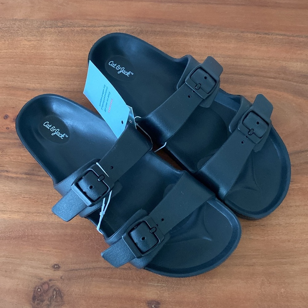 Target Cat & Jack black slip on sandals birkenstock vibes double strap youth 6